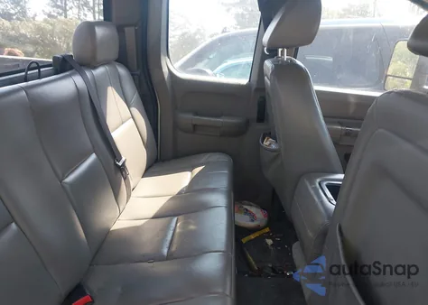 2007 Chevrolet Silverado C2500 Heavy Duty из США, поврежденный, VIN 1GCHC29K57E516474